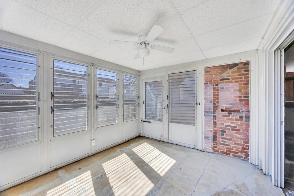 38 Cliff Lane, Levittown, NY 11756