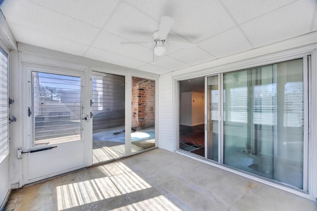 38 Cliff Lane, Levittown, NY 11756