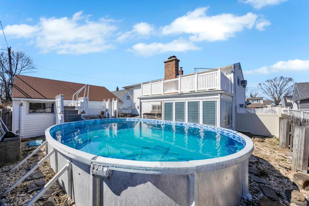 38 Cliff Lane, Levittown, NY 11756