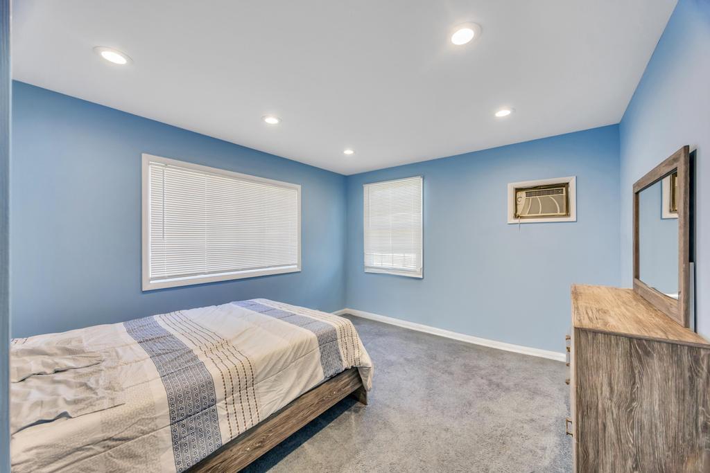 38 Cliff Lane, Levittown, NY 11756