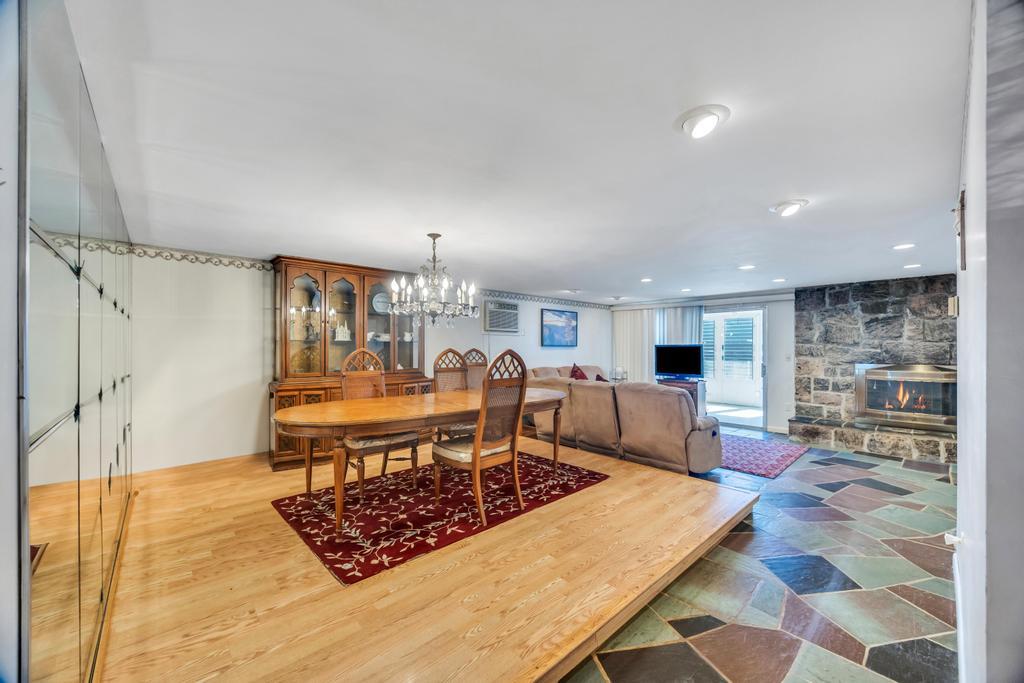 38 Cliff Lane, Levittown, NY 11756