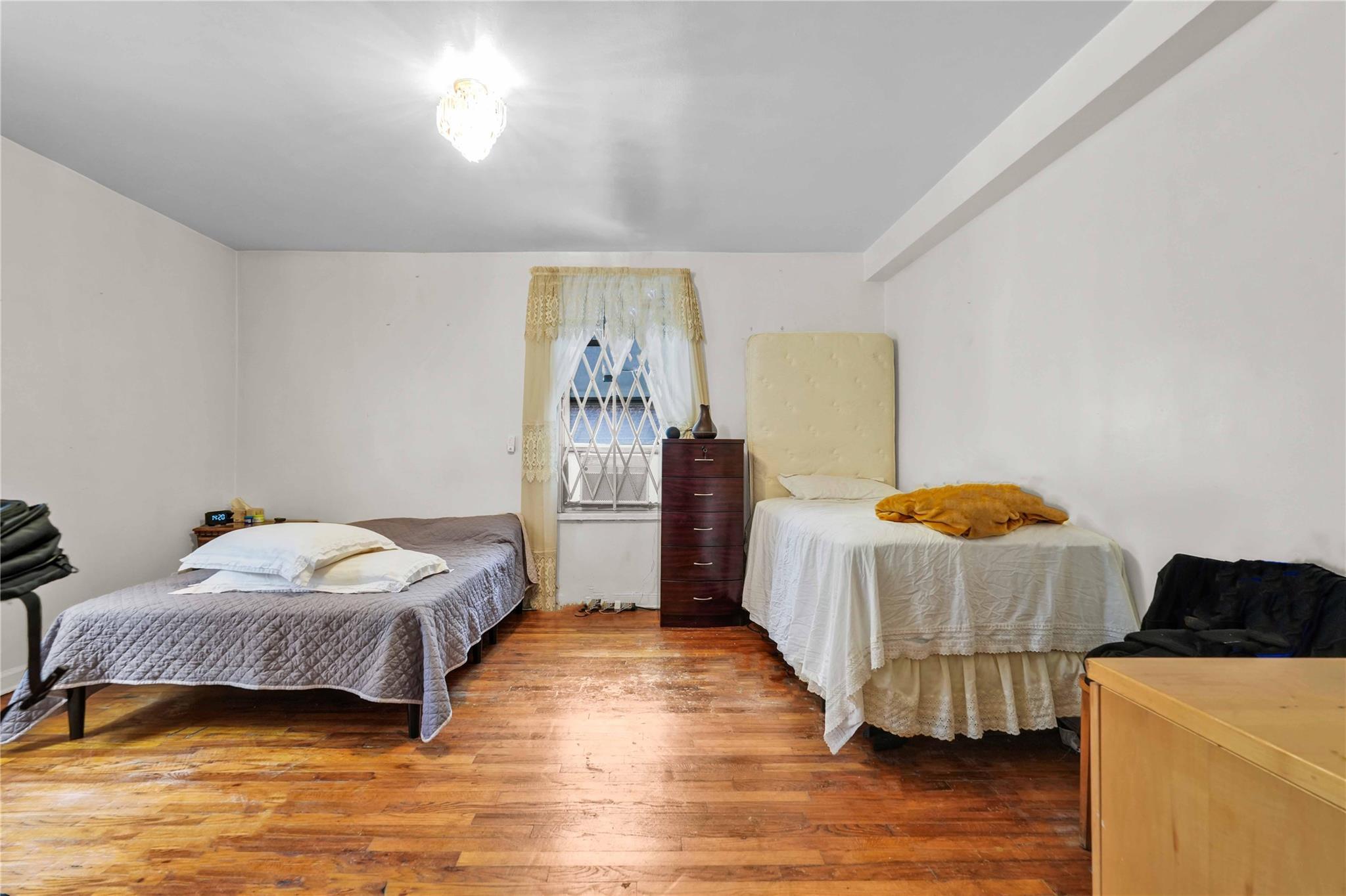 42-25 80th Street # 1F, Elmhurst, NY 11373