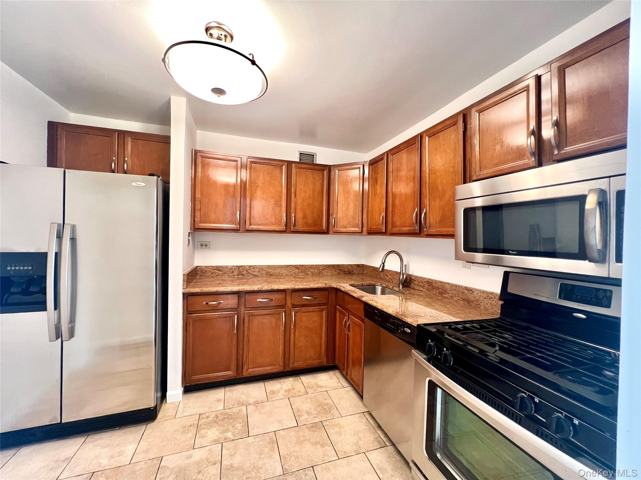 1 BAY CLUB Drive # 12B, Bayside, NY 11360