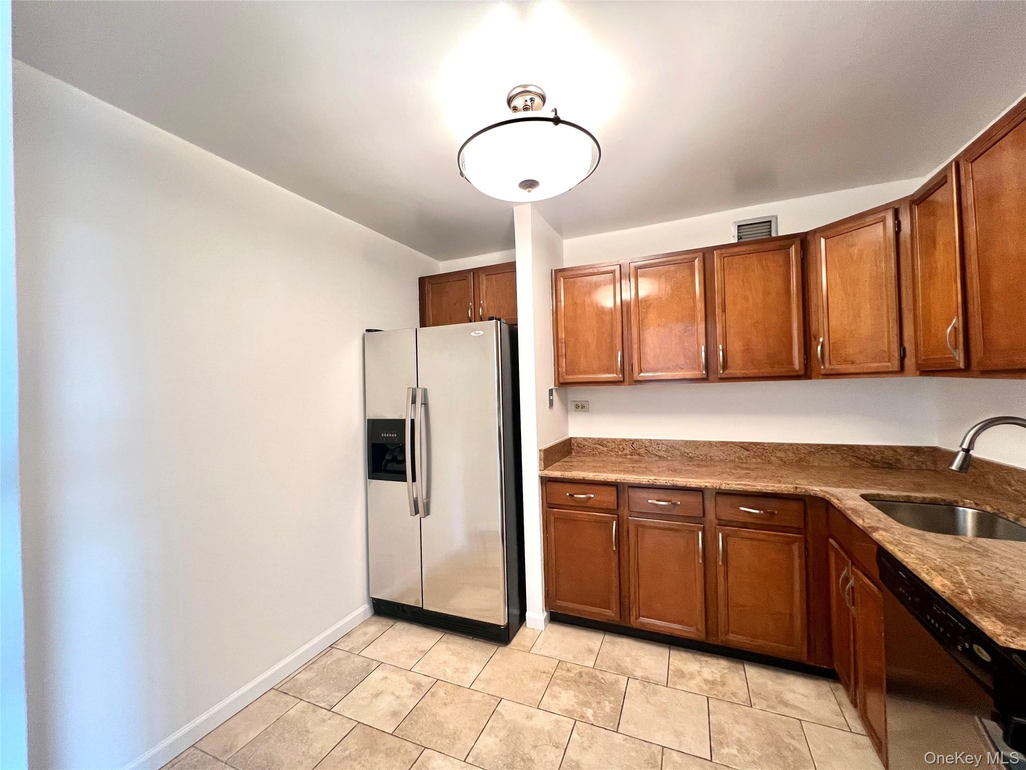 1 BAY CLUB Drive # 12B, Bayside, NY 11360