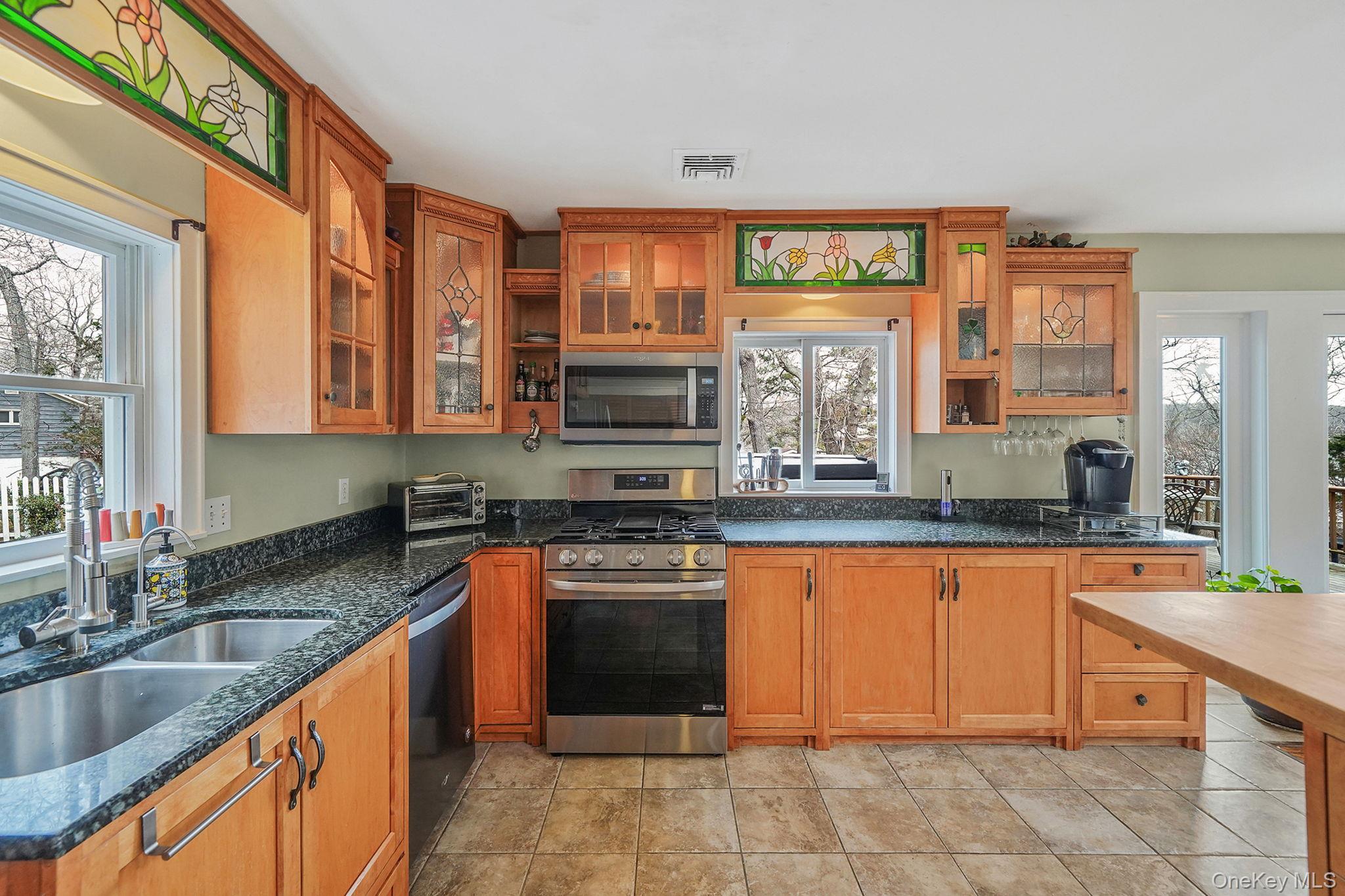 1745 Bayview Avenue, Mattituck, NY 11952