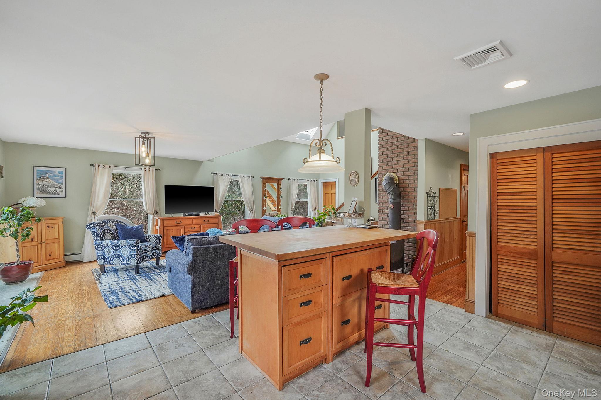 1745 Bayview Avenue, Mattituck, NY 11952