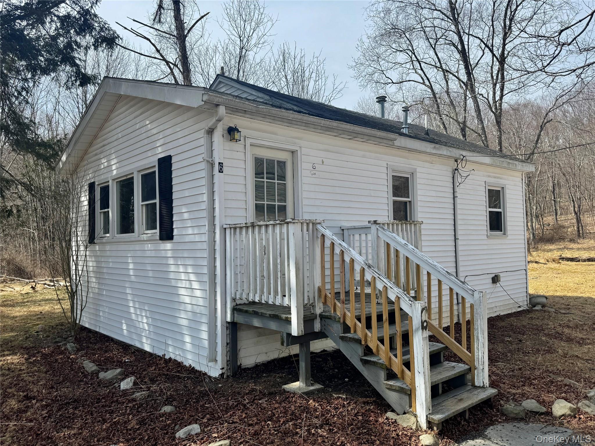 1 Royal Acres Drive, Middletown, NY 10940