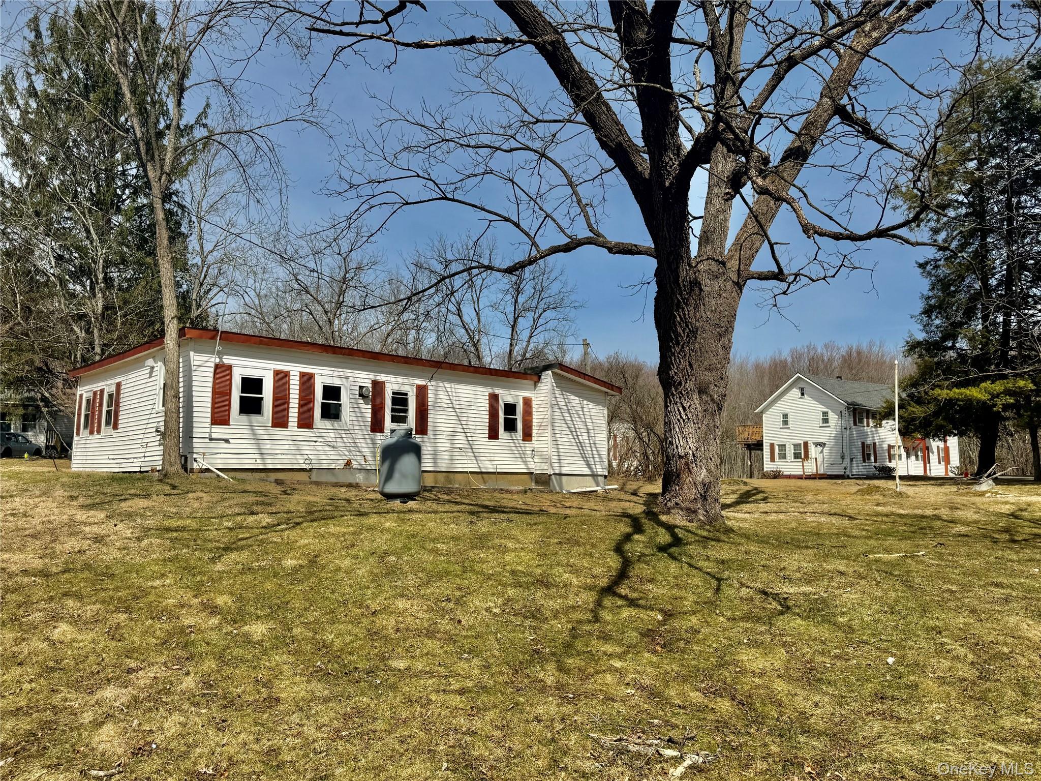 1 Royal Acres Drive, Middletown, NY 10940