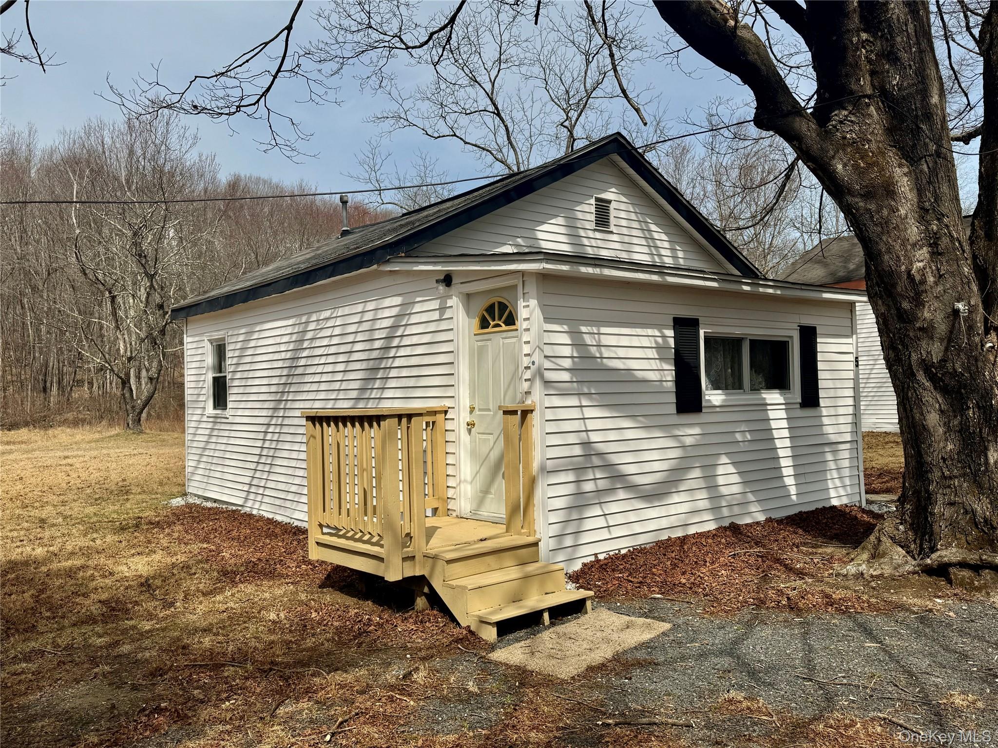 1 Royal Acres Drive, Middletown, NY 10940