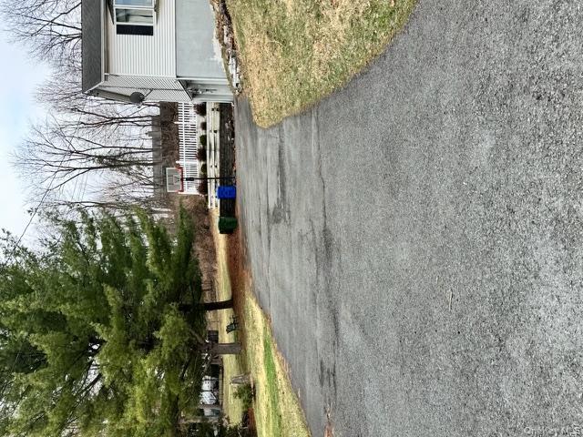 10 Pleasant Street, Florida, NY 10921