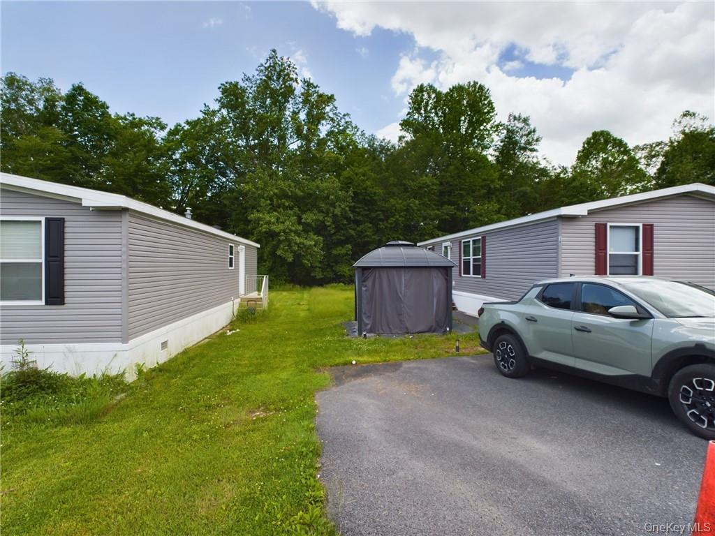 18 Shore Lane, Burlingham, NY 12722