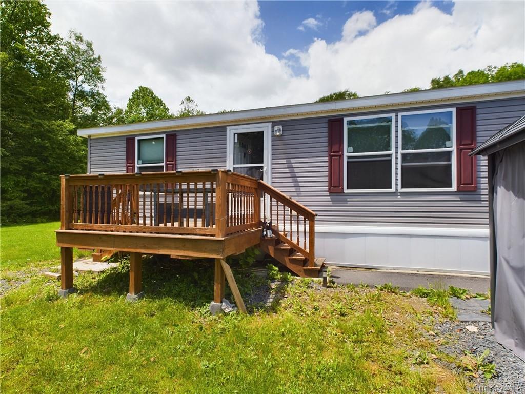 18 Shore Lane, Burlingham, NY 12722