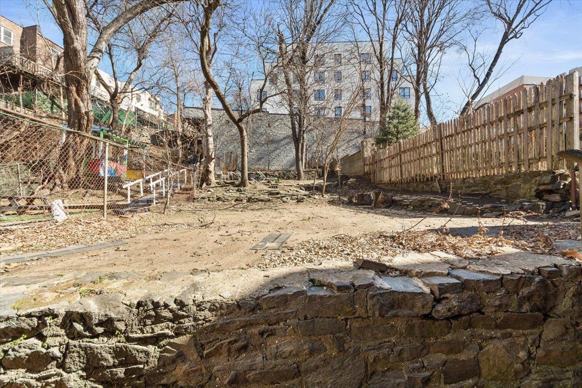 3372 Fort Independence Street, Bronx, NY 10463
