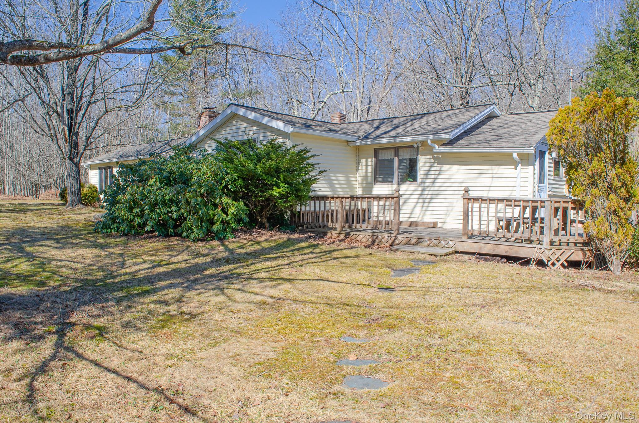 689 Old Road, Windham, NY 12439