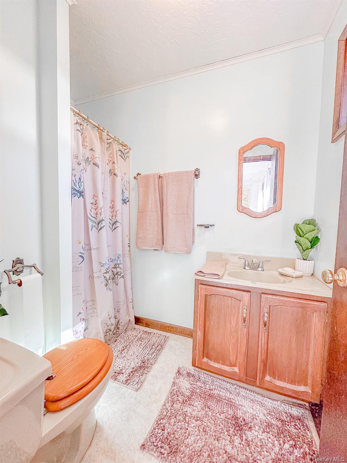 689 Old Road, Windham, NY 12439