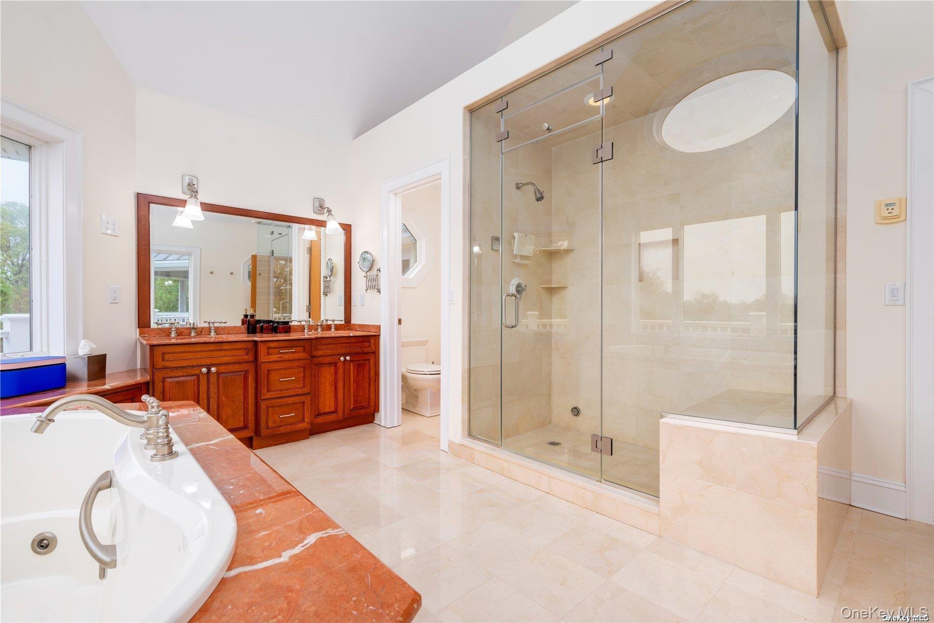 22 Old Neck Road S, Center Moriches, NY 11934