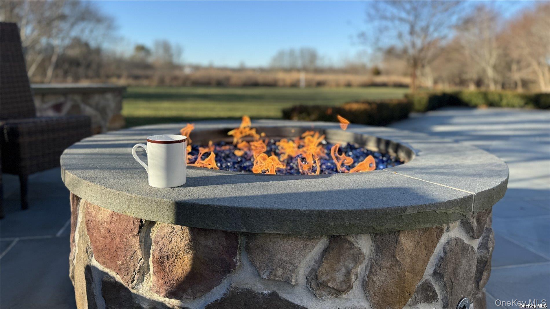 22 Old Neck Road S, Center Moriches, NY 11934