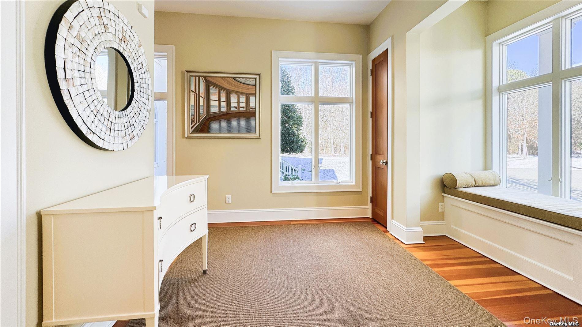 22 Old Neck Road S, Center Moriches, NY 11934