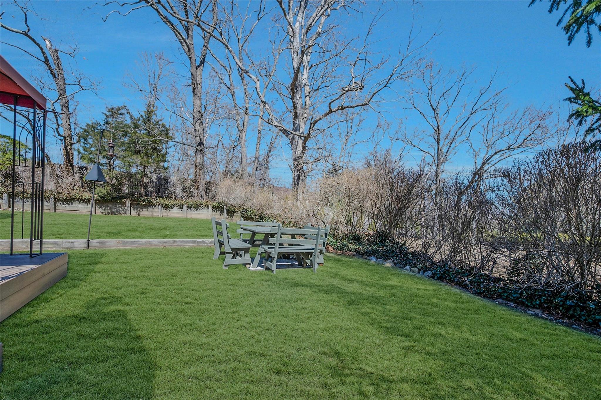 23 Malverne Road, Sound Beach, NY 11789