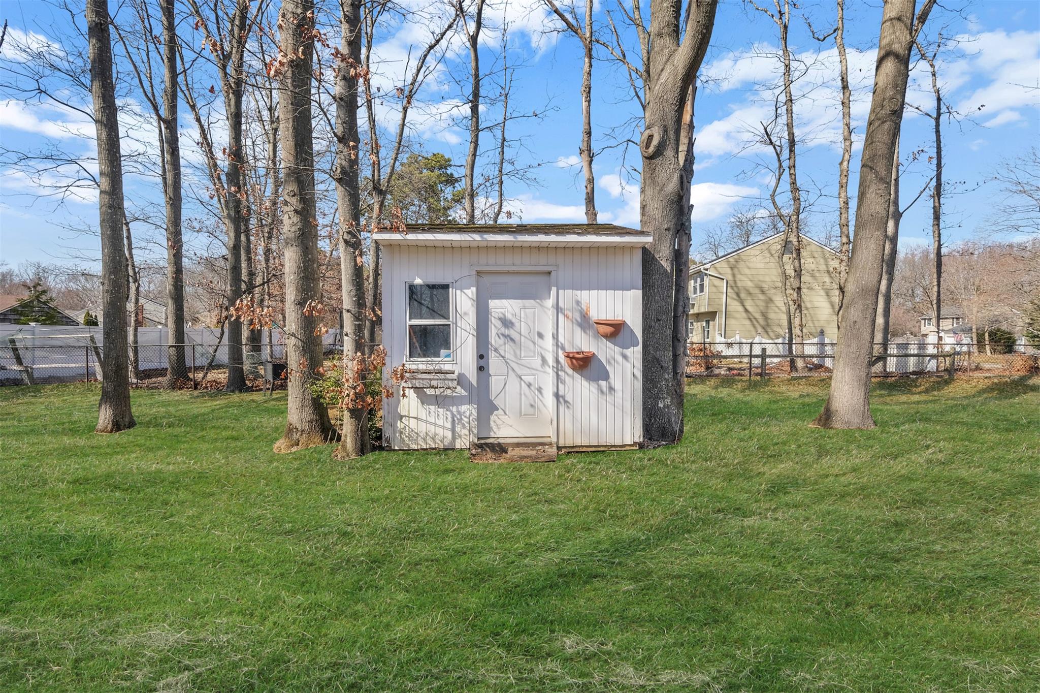 2 Biscayne Drive, Mount Sinai, NY 11766