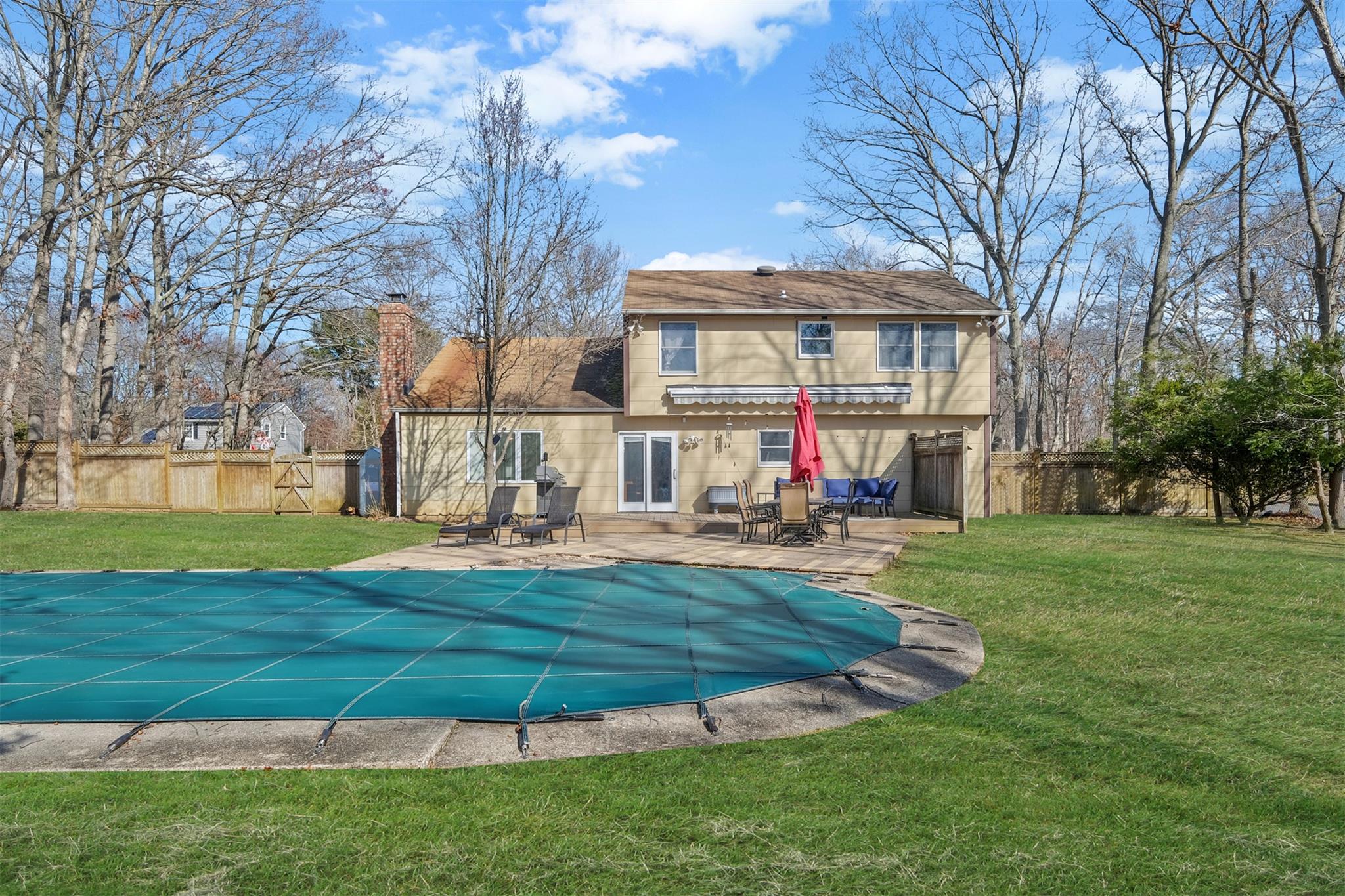 2 Biscayne Drive, Mount Sinai, NY 11766