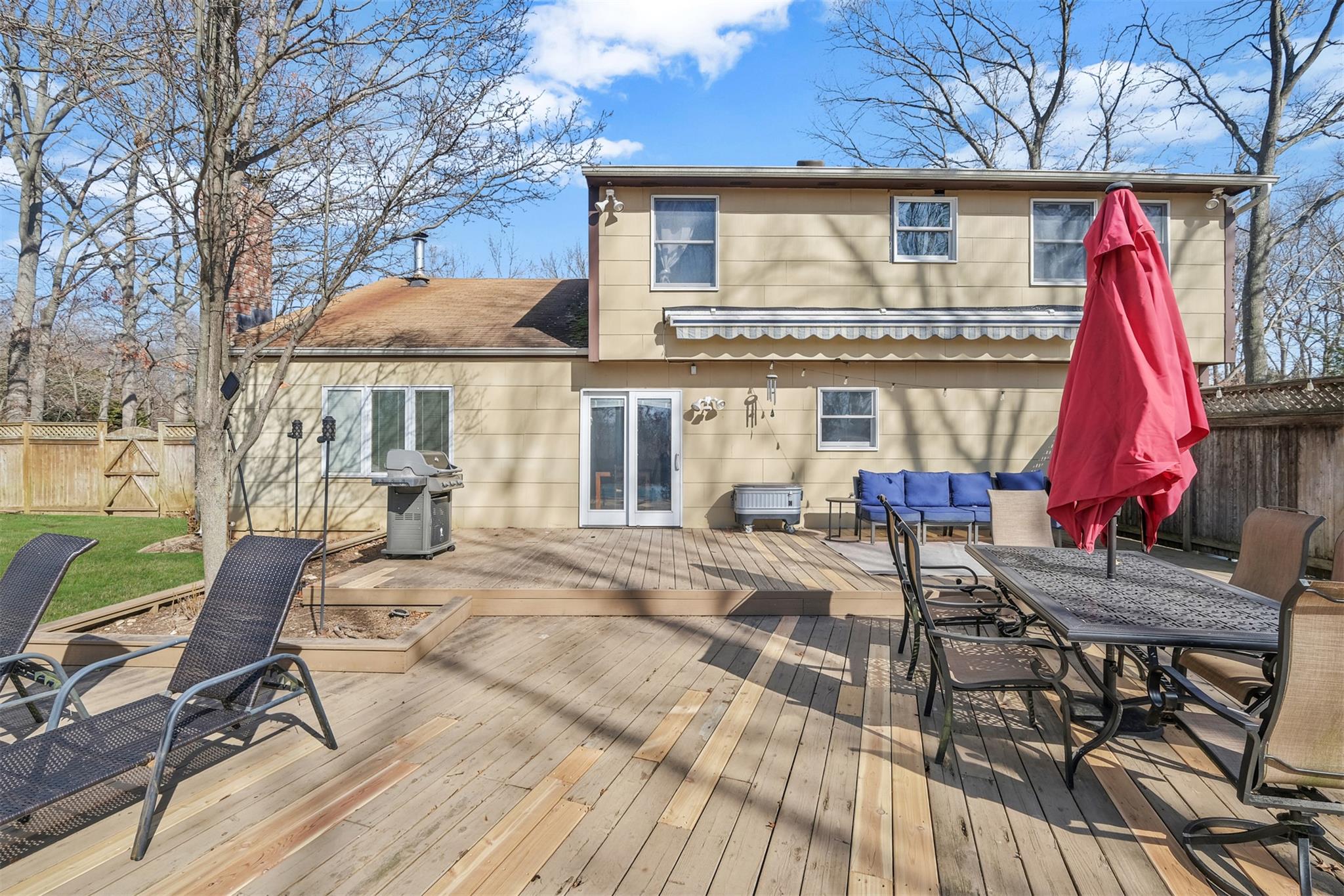 2 Biscayne Drive, Mount Sinai, NY 11766