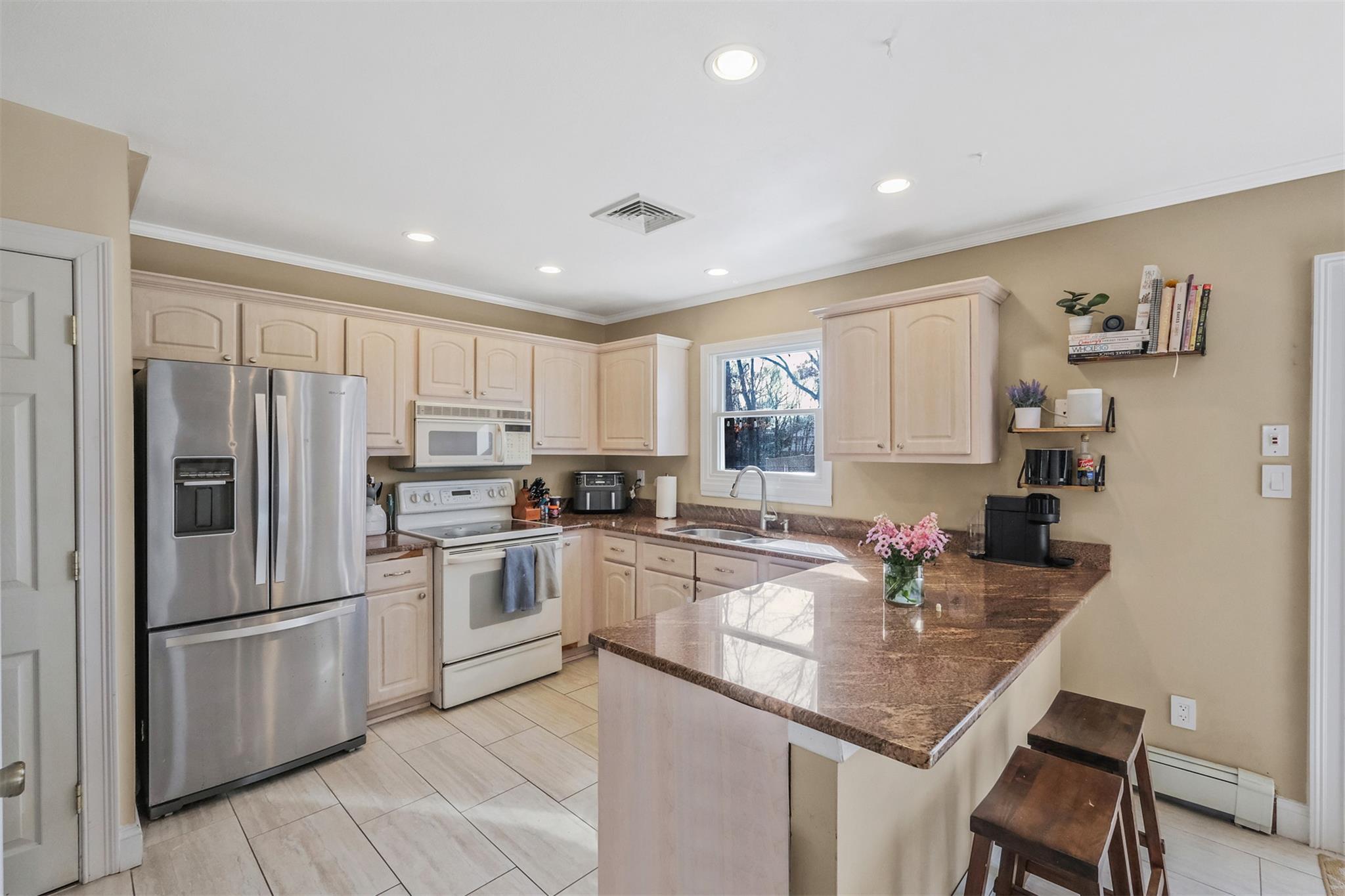 2 Biscayne Drive, Mount Sinai, NY 11766