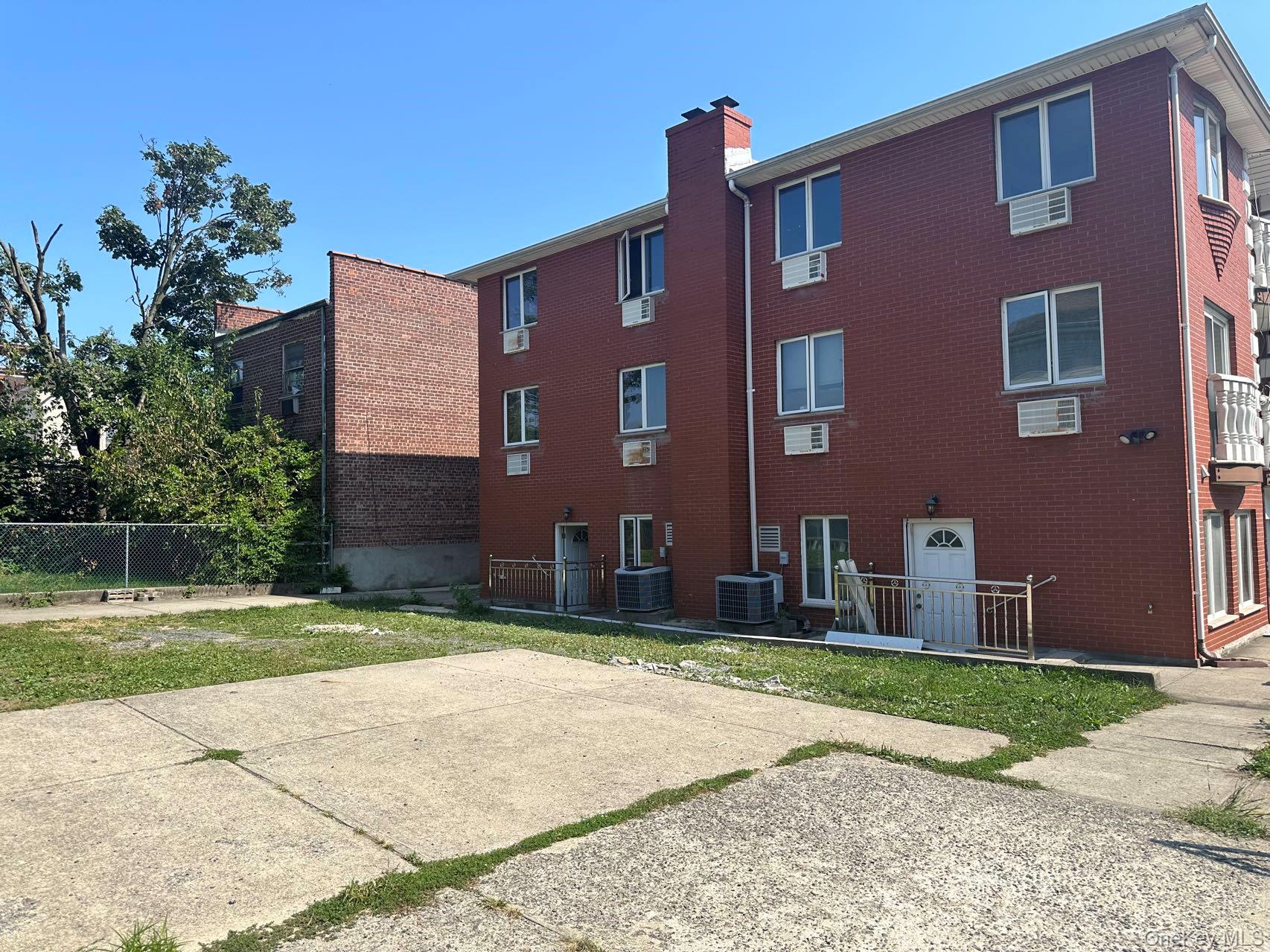 142-05 45th Avenue, Flushing, NY 11355