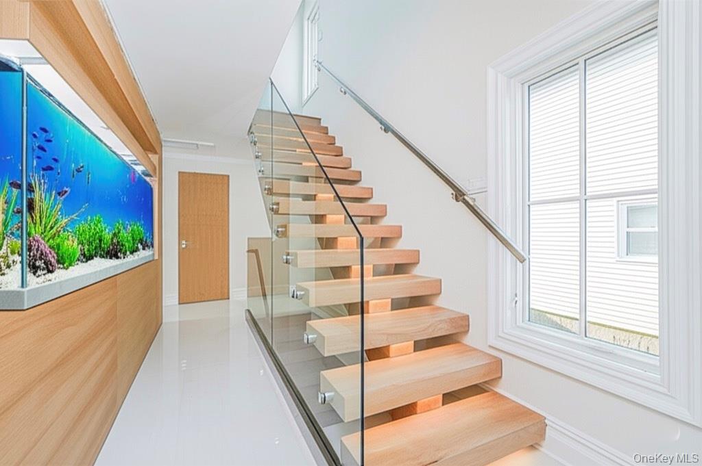 82 Piedmont Avenue, Staten Island, NY 10305