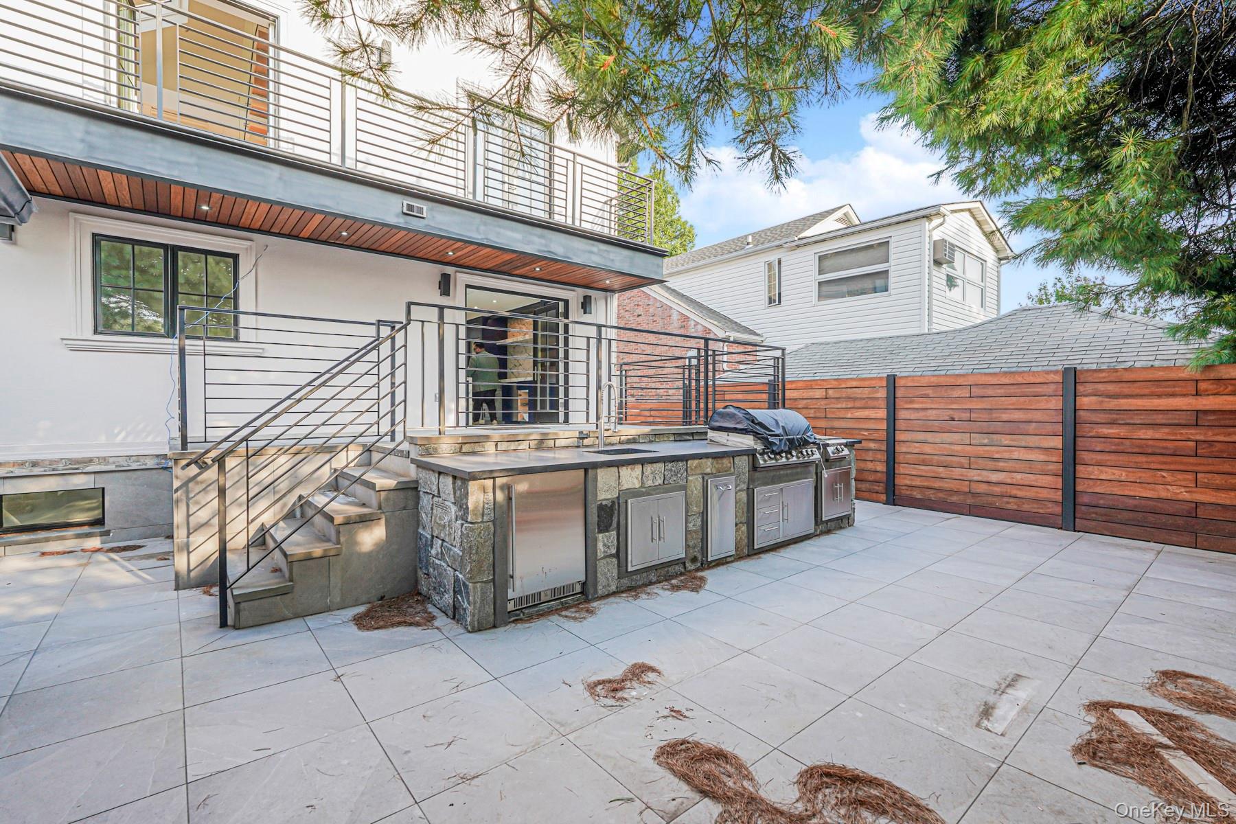 82 Piedmont Avenue, Staten Island, NY 10305