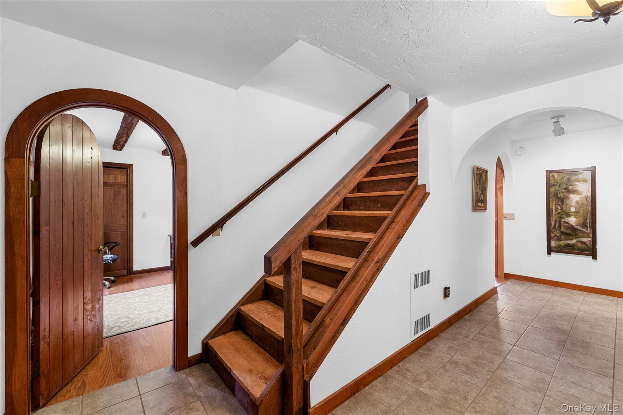 6424 Route 23A, Tannersville, NY 12485