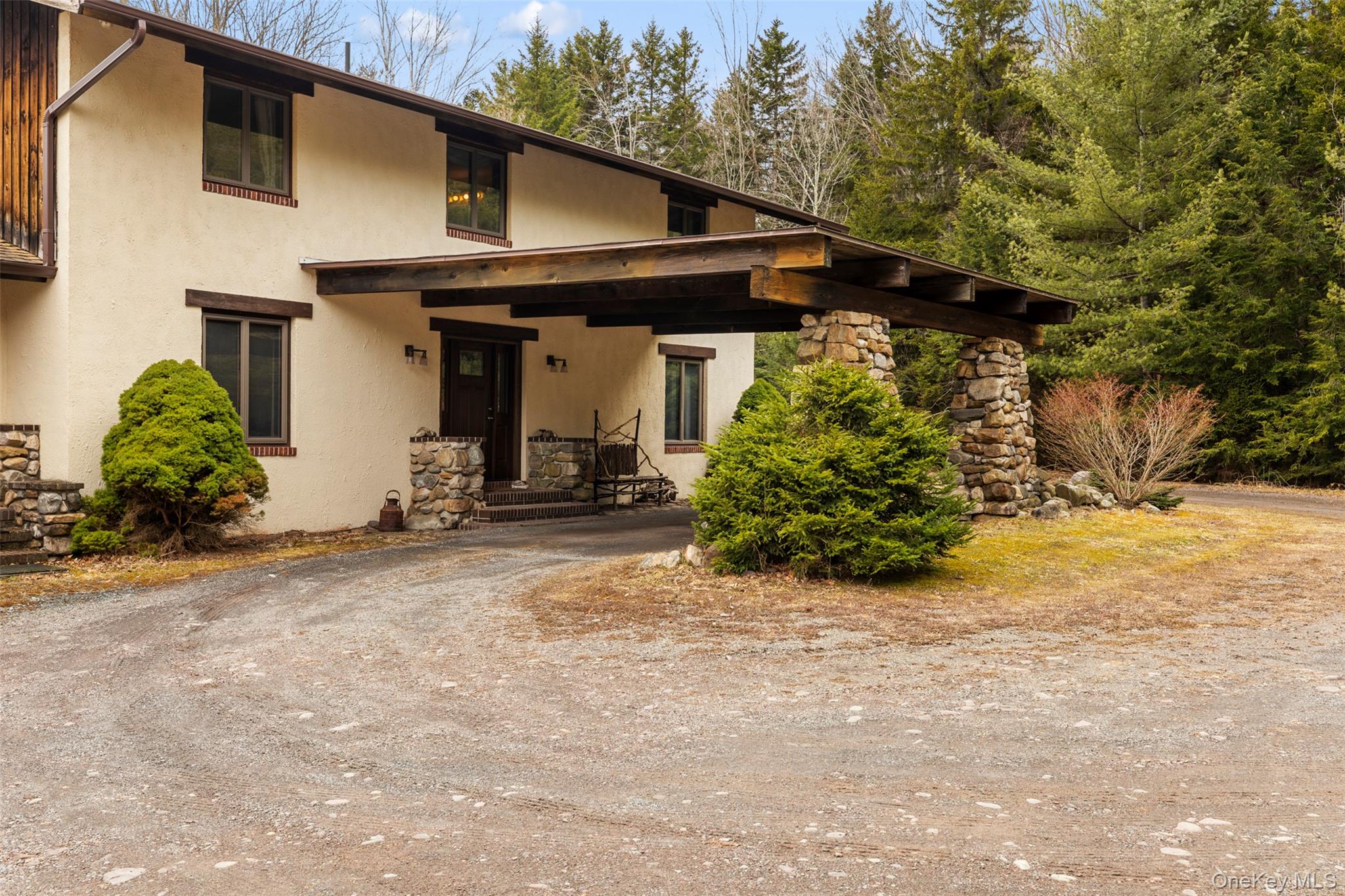6424 Route 23A, Tannersville, NY 12485