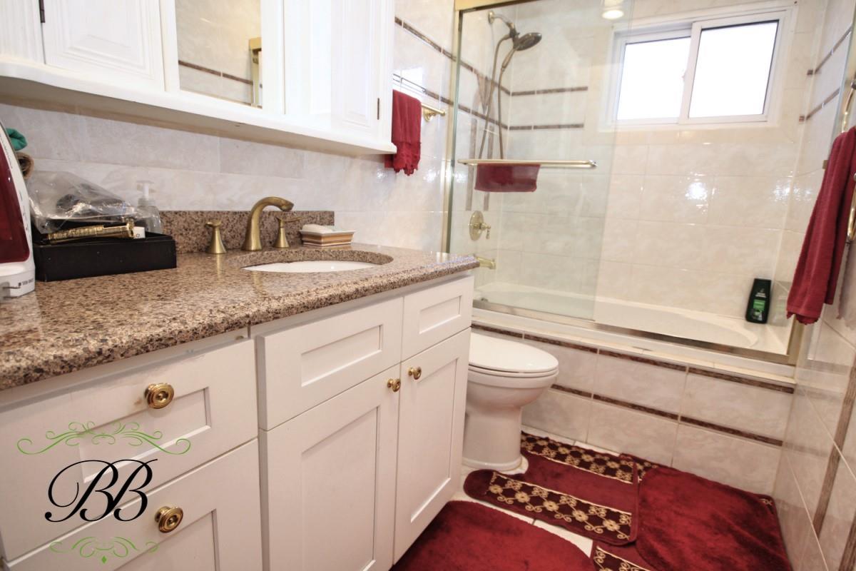 10811 Flatlands 7 Street, Brooklyn, NY 11236