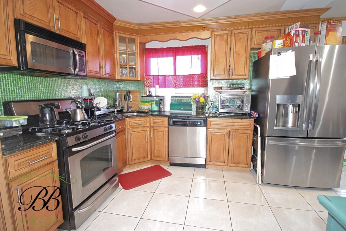 10811 Flatlands 7 Street, Brooklyn, NY 11236