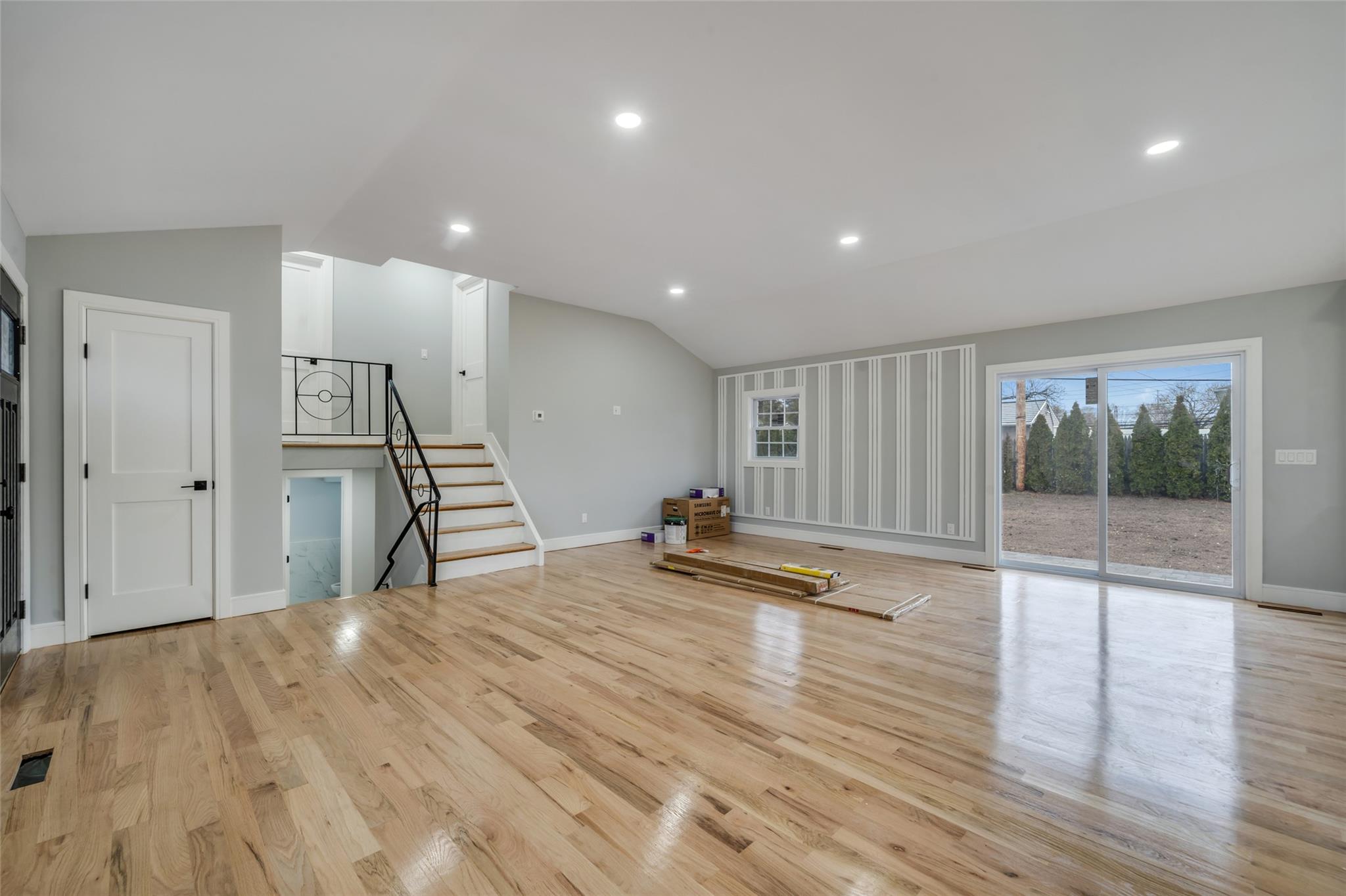 9 Delaware Avenue, Commack, NY 11725