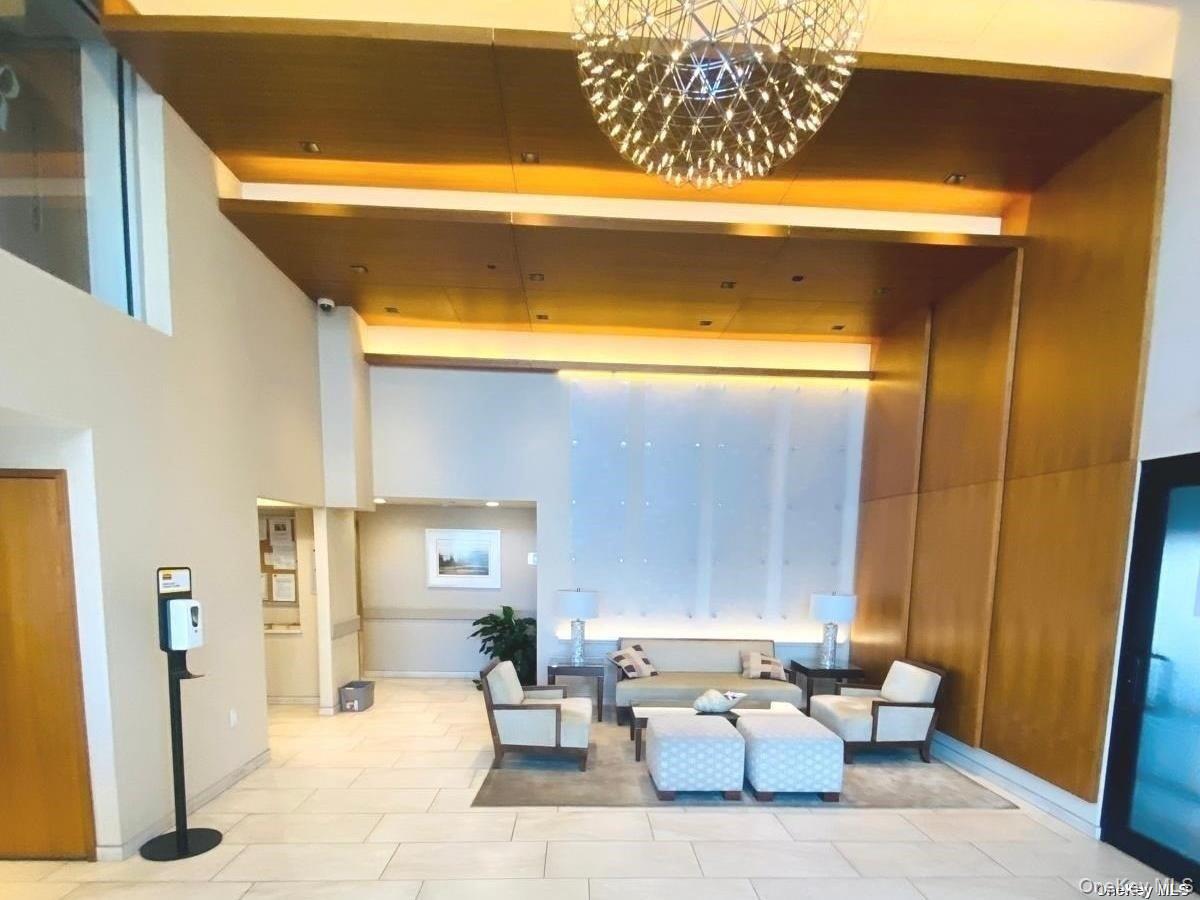 170 W Broadway # 4E, Long Beach, NY 11561