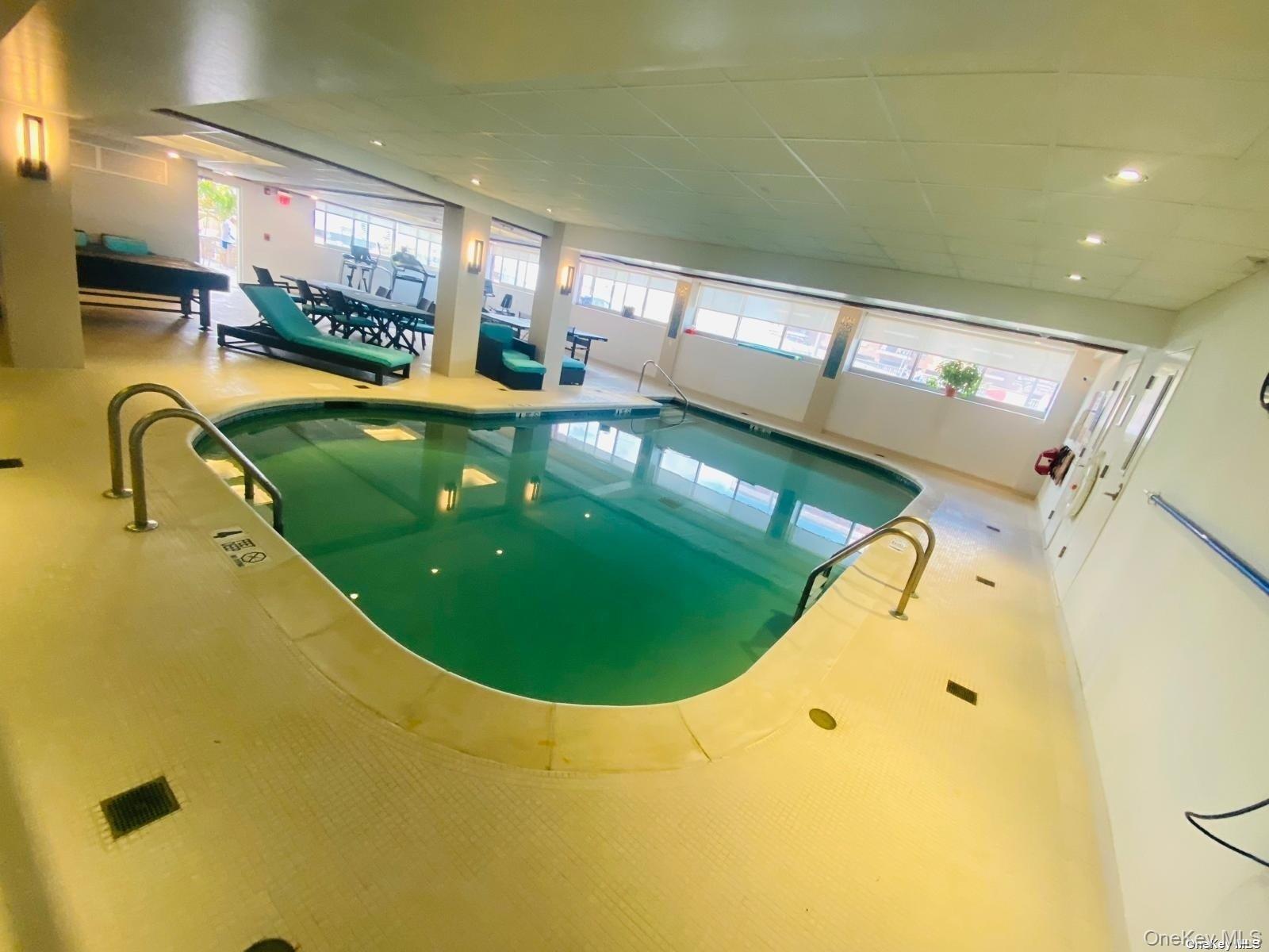 170 W Broadway # 4E, Long Beach, NY 11561