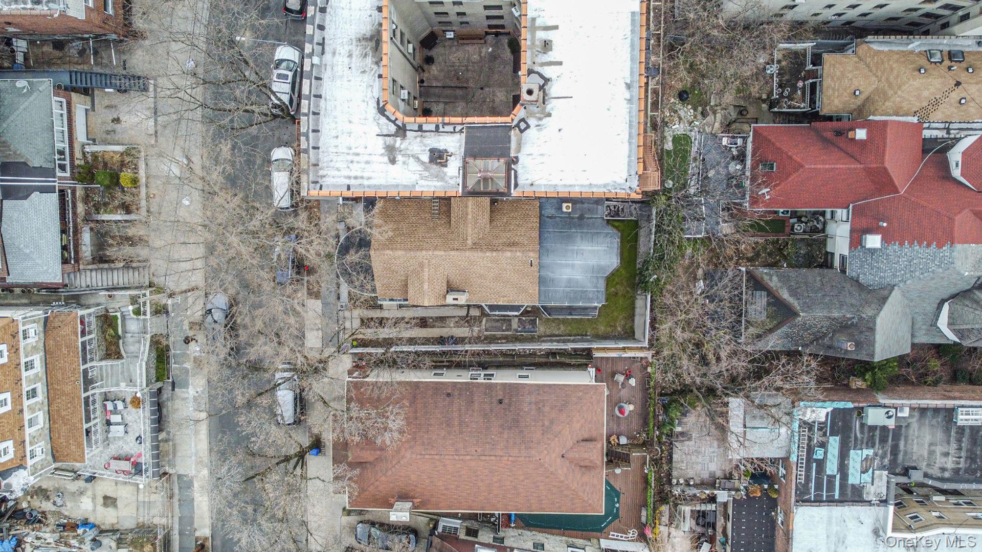 24 Fort Charles Place, Bronx, NY 10463