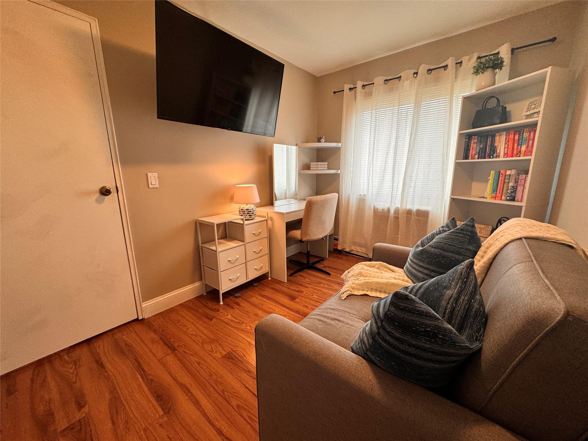 48 Richmond Boulevard # 1B, Ronkonkoma, NY 11779
