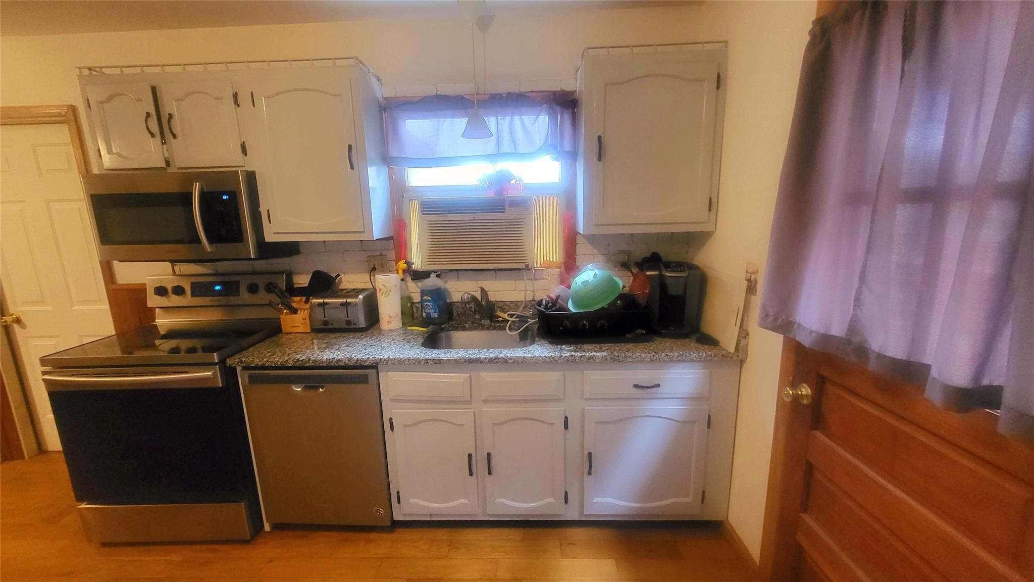 9 Louise Drive, New Windsor, NY 12553