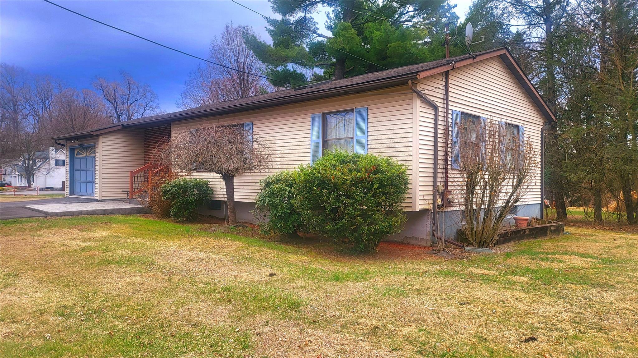 9 Louise Drive, New Windsor, NY 12553