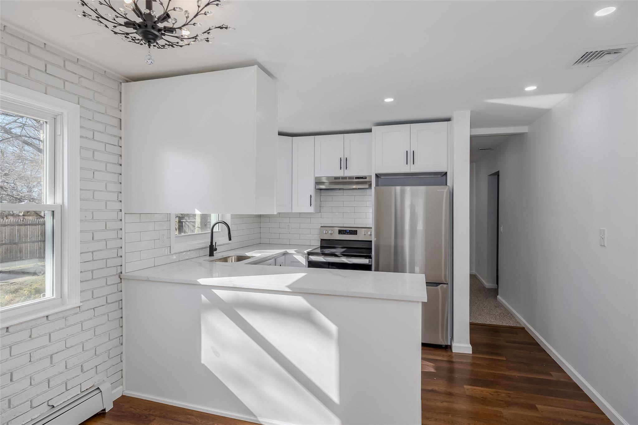 340 Westchester Avenue, West Babylon, NY 11704