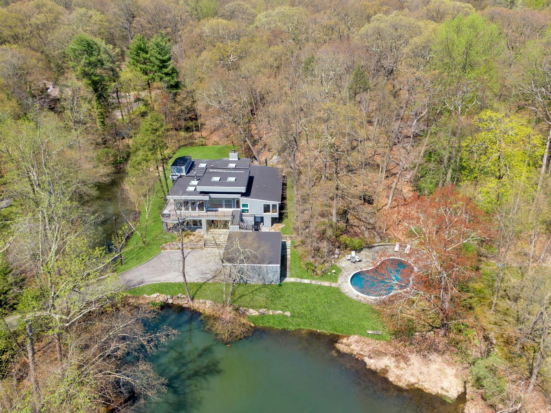 14 Laurel Lane, Chappaqua, NY 10514