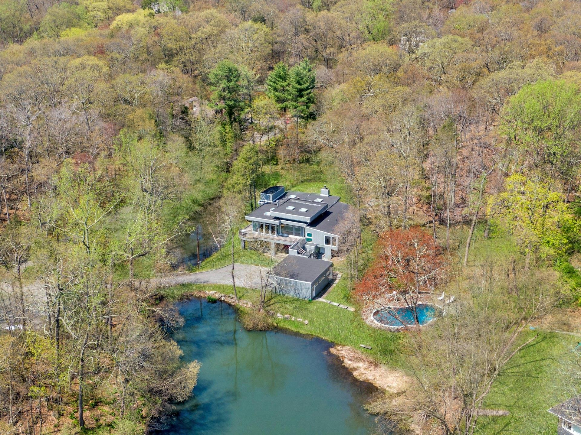 14 Laurel Lane, Chappaqua, NY 10514