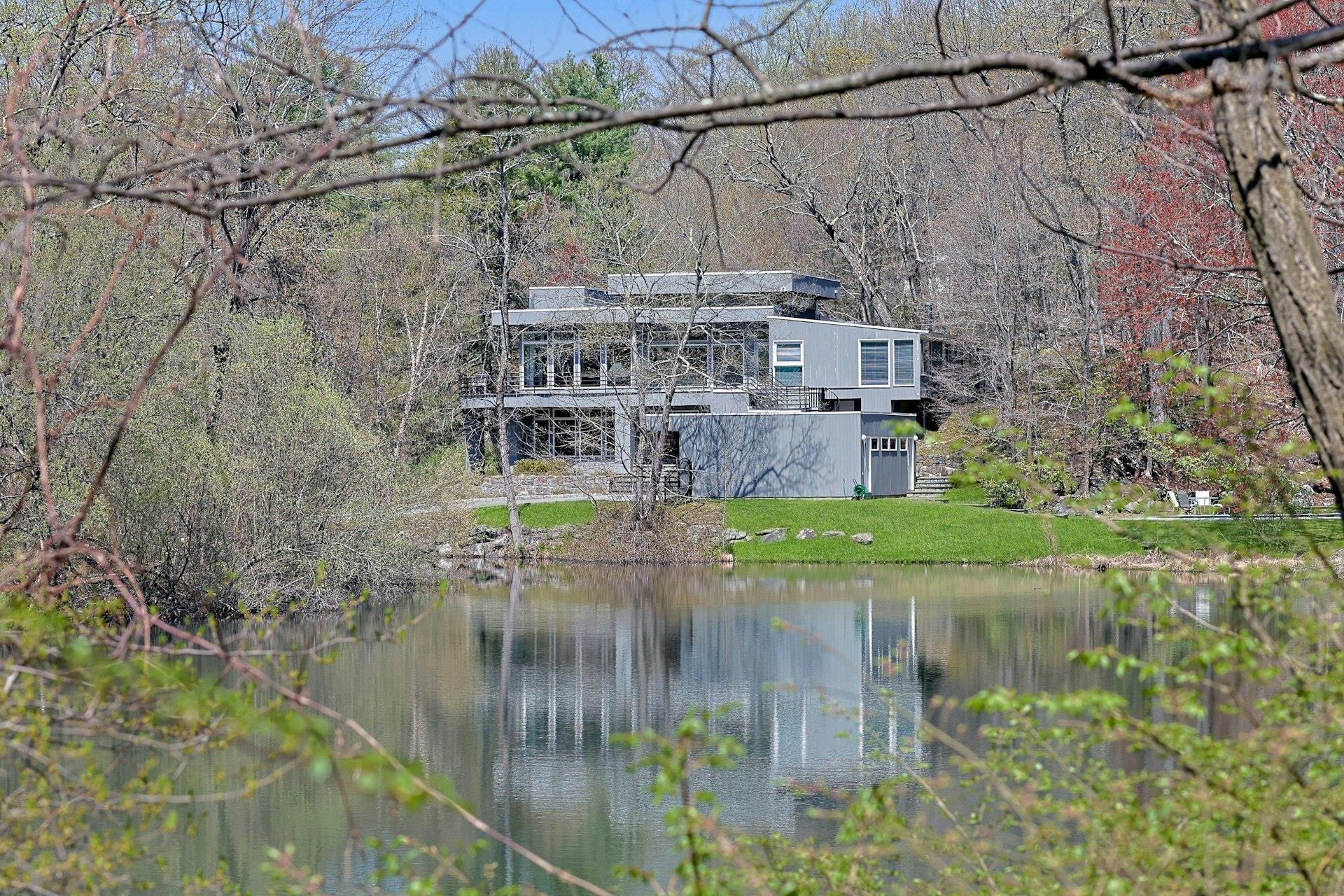 14 Laurel Lane, Chappaqua, NY 10514