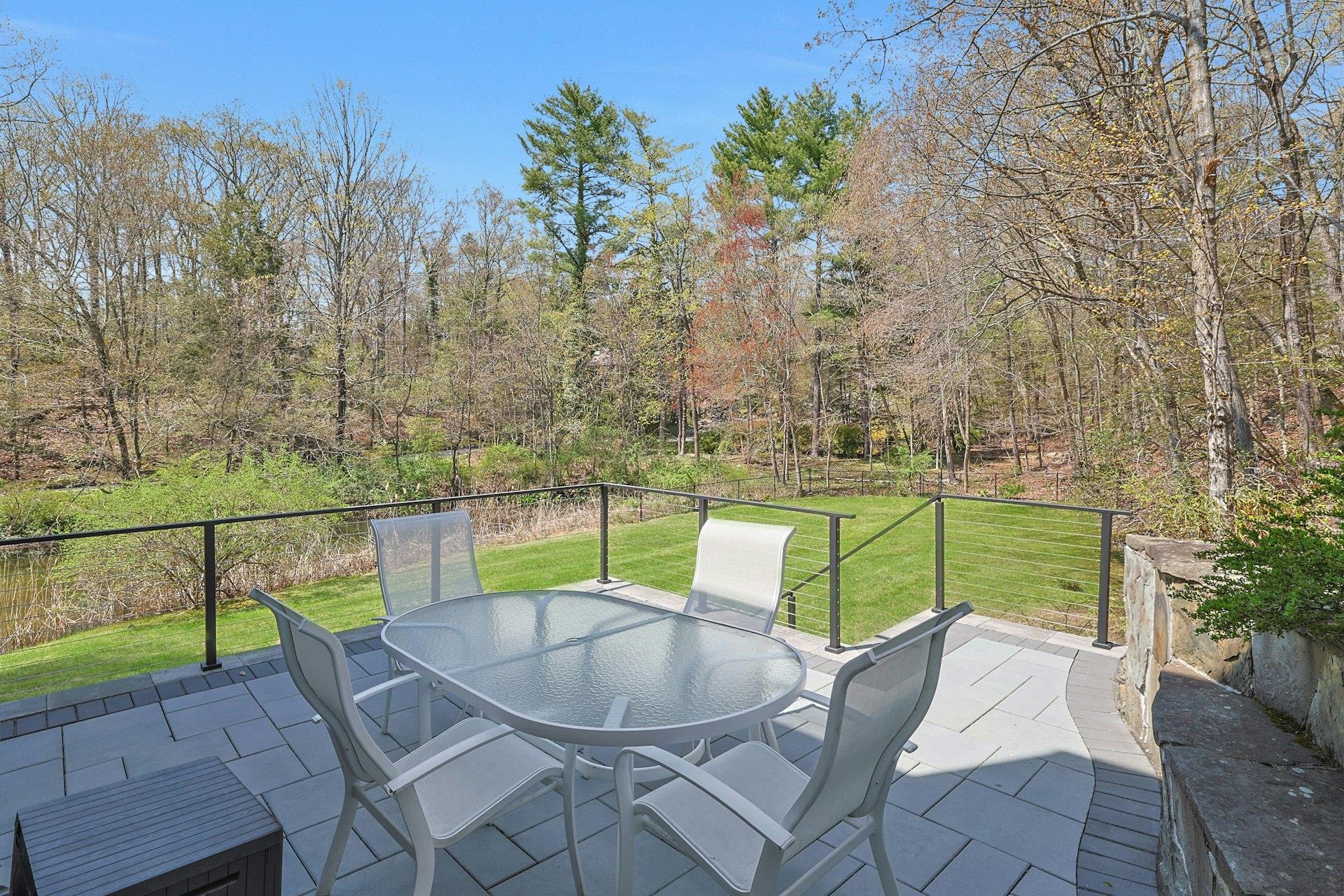 14 Laurel Lane, Chappaqua, NY 10514
