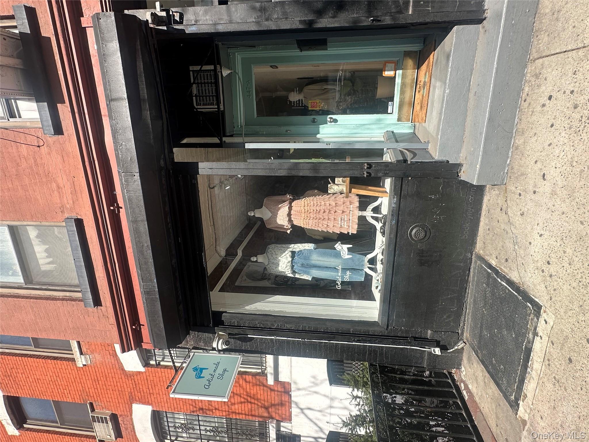 447 West 50th Street, New York (Manhattan), NY 10019