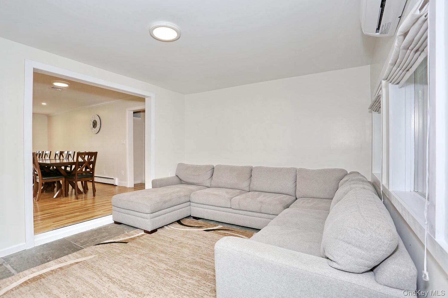 17 Harvard Square, Woodridge, NY 12789