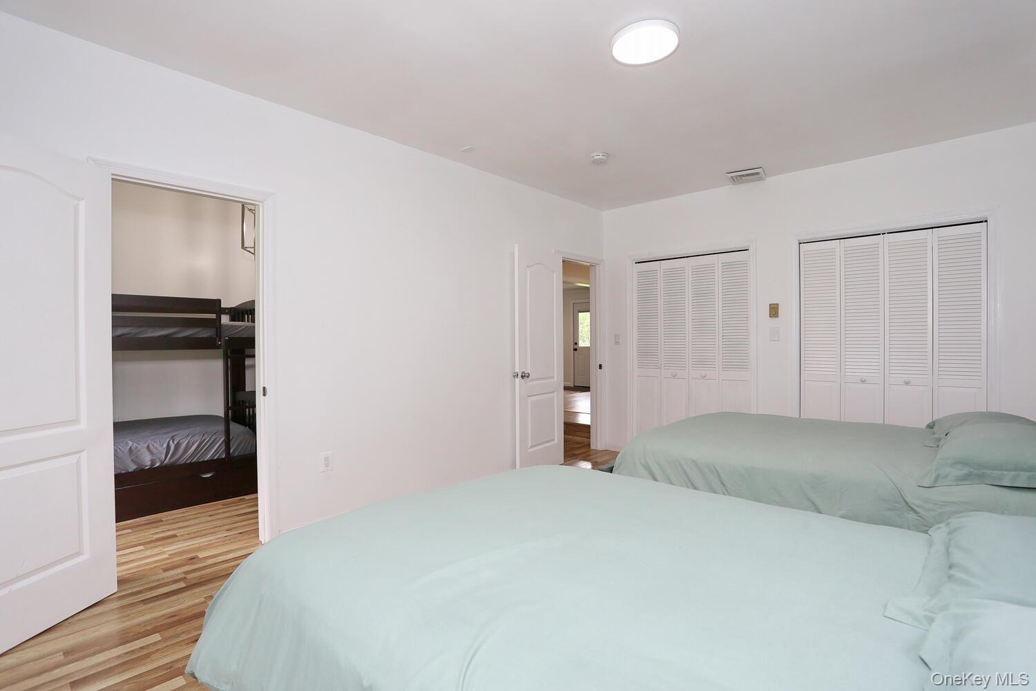 17 Harvard Square, Woodridge, NY 12789