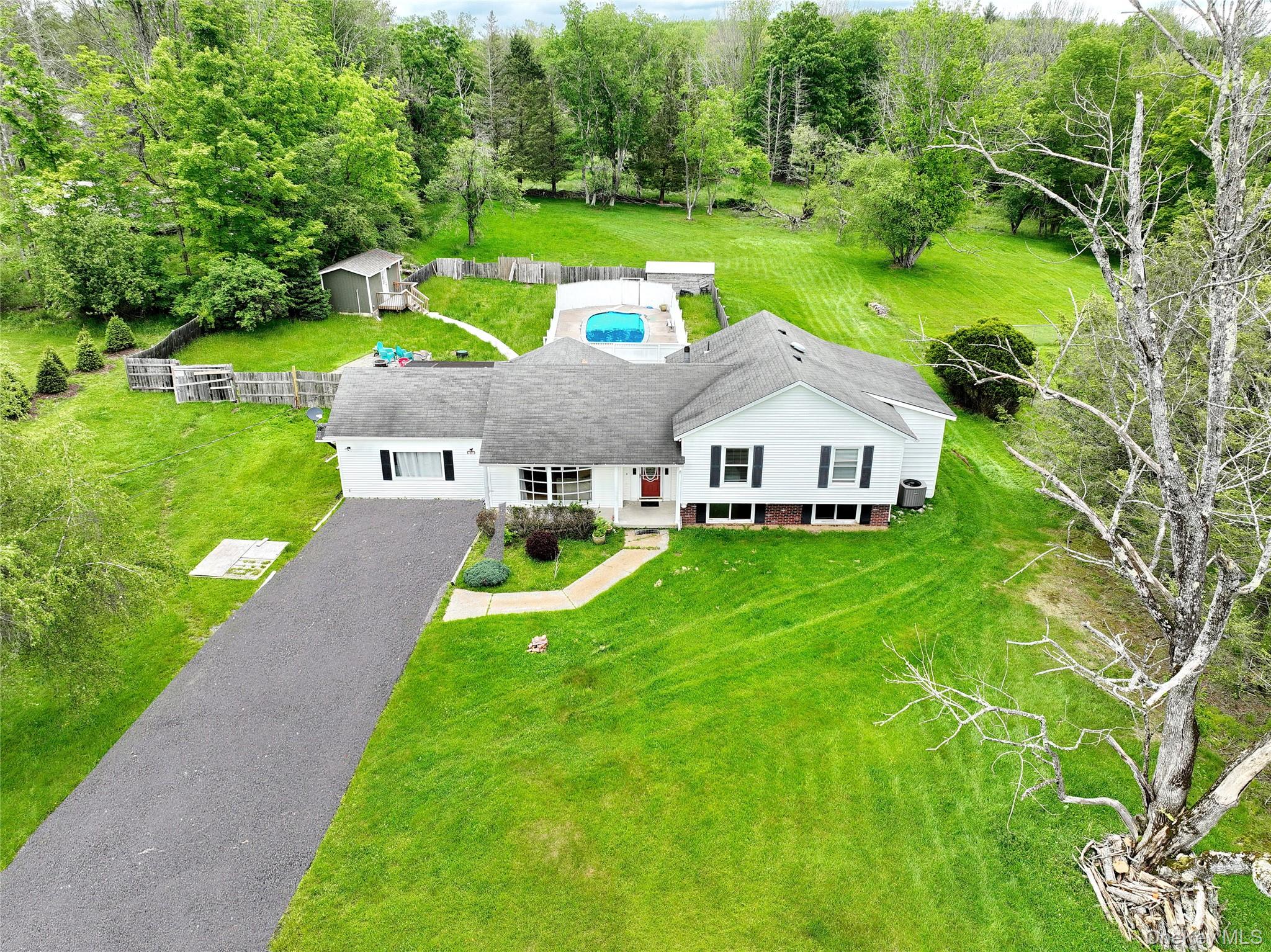 17 Harvard Square, Woodridge, NY 12789